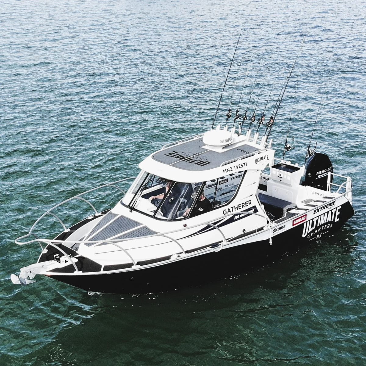 Fishing charter happy customers